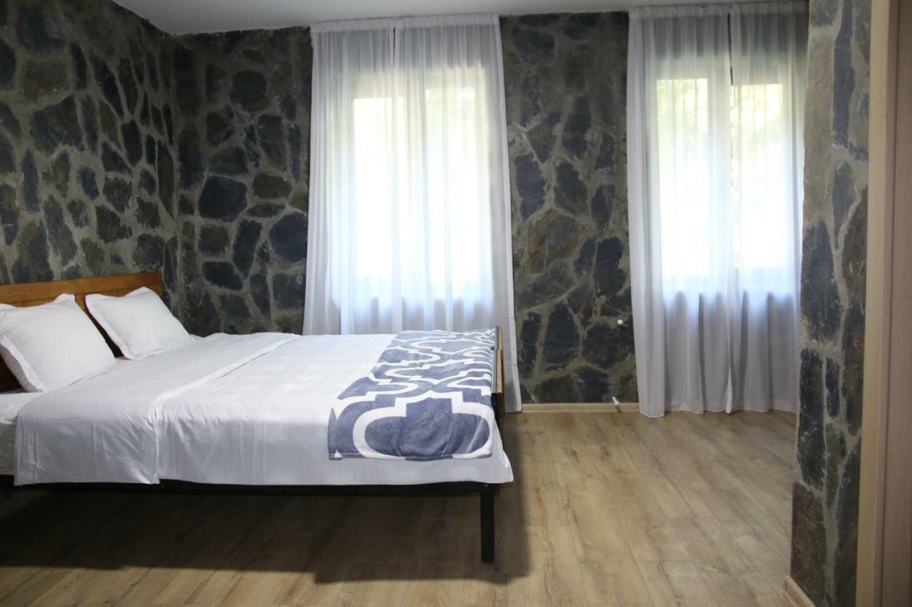 Hotel Complex Nabadi Omalo Ngoại thất bức ảnh
